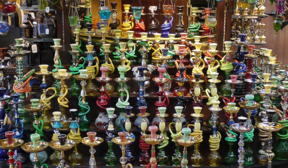 그냥 보아도 이슬람이 느껴질 정도로 물담배는 이슬람의 상징이다.