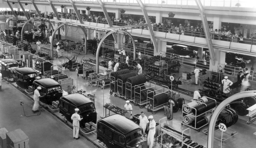 2차 산업혁명 시대의 상징 중 하나는 자동차 보급이다.
