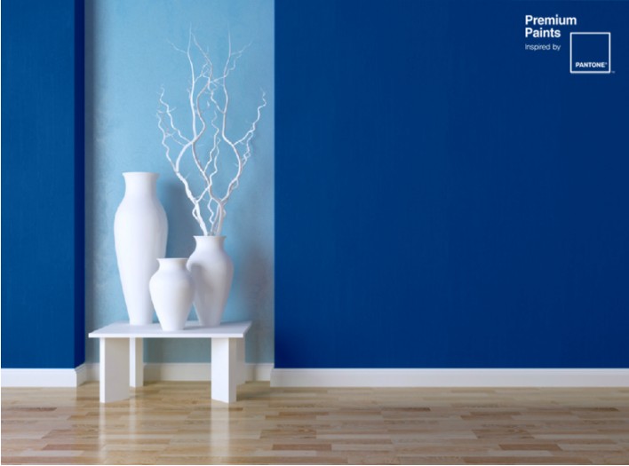 노루페인트 '팬톤 페인트 클래식 블루(19-4052)로 칠한 벽