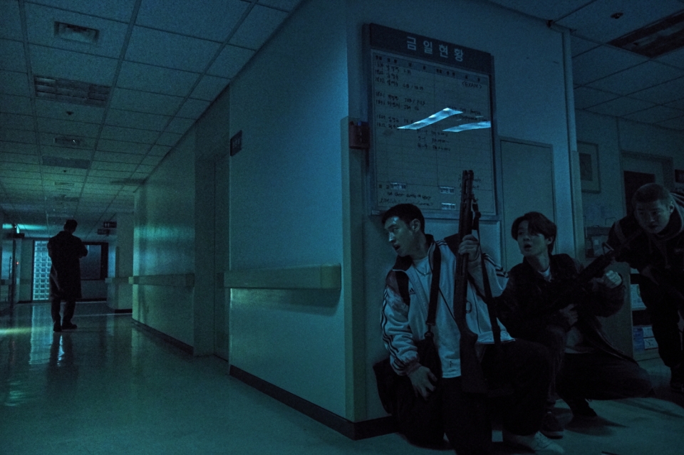 4월10일 공개 예정인 한국 넷플릭스 영화 '사냥의 시간' 스틸 컷
