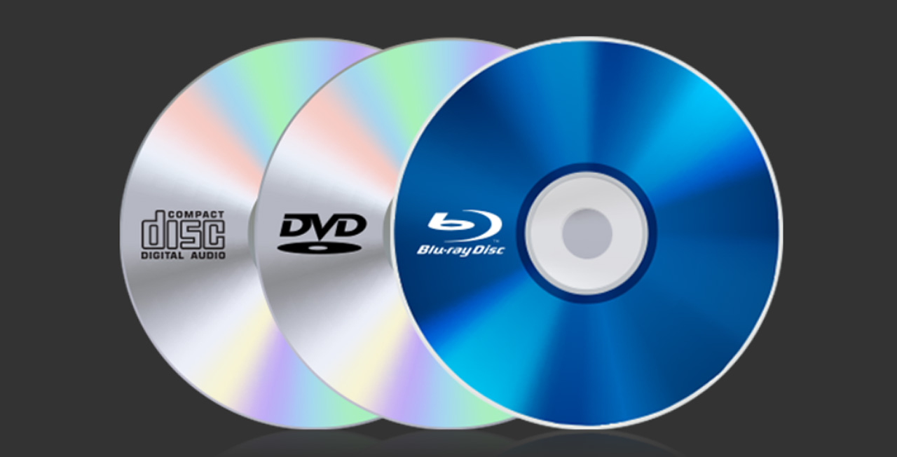 ▲ CD와 같은 크기지만 저장 용량이 훨씬 더 큰 DVD · 블루레이 디스크 (사진=Geeky Sweetie)